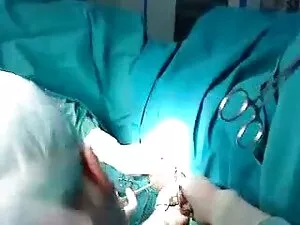 دانش آموز آسیایی در  ...